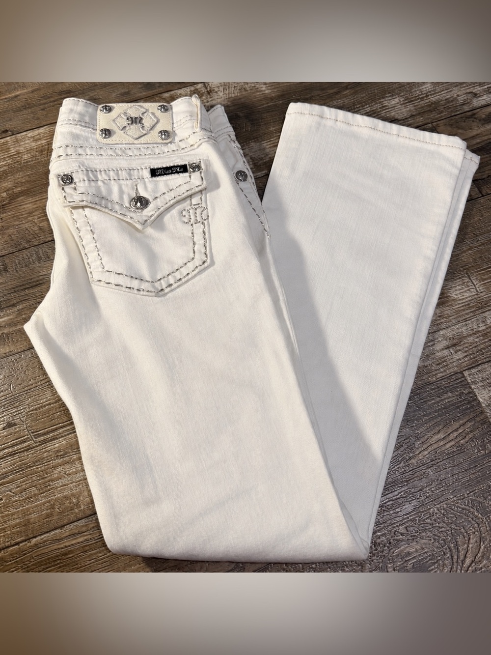 🤍 Miss Me Signature Boot White Jeans – Size 27